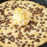 Deep-Dish Chocolate Chip Skillet Cookie