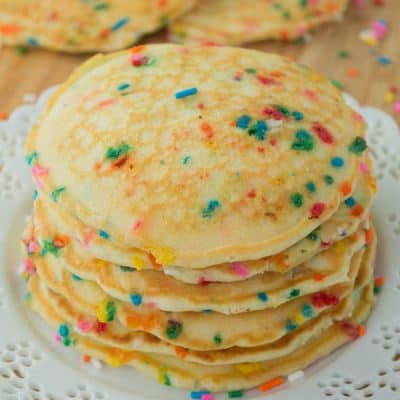Delicious and Fluffy Funfetti Pancakes | Recipe on galonamission.com