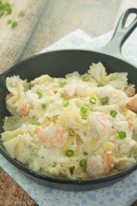 A healthy and absolutely delicious Creamy Shrimp Pasta Recipe!