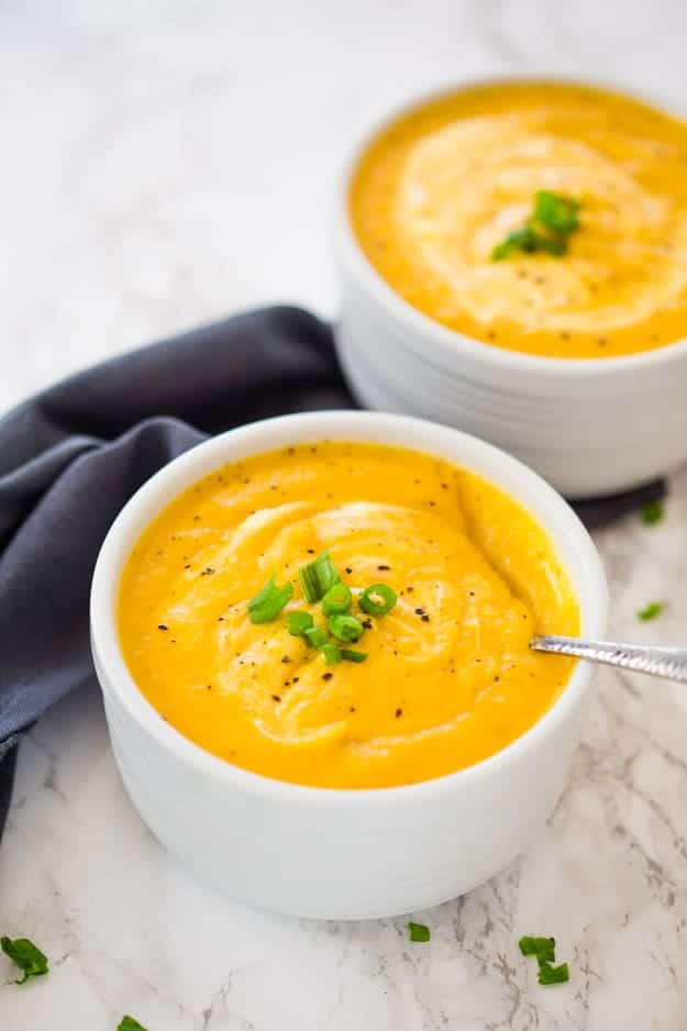 Acorn Squash Soup {Healthy & Easy} –