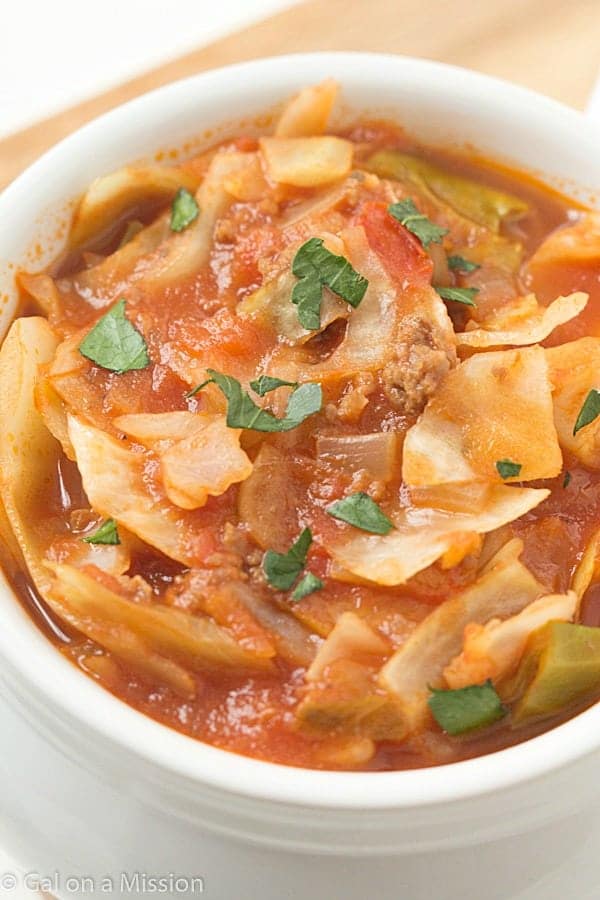 Unstuffed Cabbage Roll Soup: Incredibly easy and the flavor is out-of-this-world! A winter staple soup! Trim Healthy Mama Diet (S) Meal.
