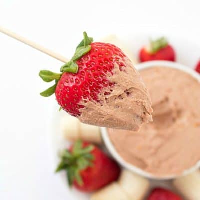 Peanut Butter Cup Fruit Dip - One word summarizes this recipe - amazing! Made with only 5-ingredients and tastes like your dipping your fruit in a peanut butter cup!