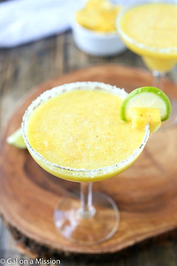 Pineapple Margarita Recipe - Incredibly easy and tasty! The perfect beverage for any summer party!