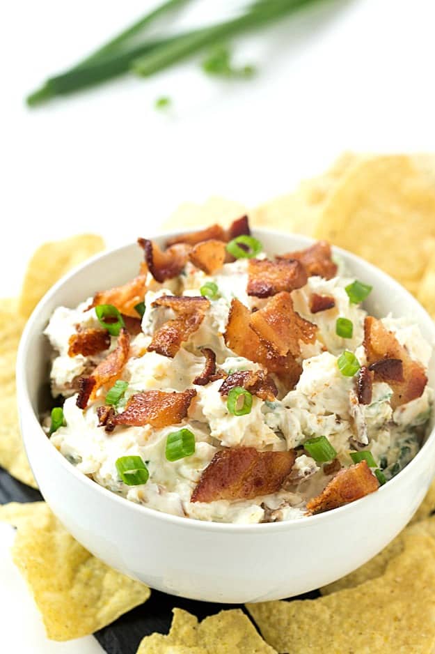 6-Ingredient Gouda Bacon Ranch Dip Recipe - So easy to make with hardly any ingredients and takes only 5-minutes! Made with cream cheese and ultra creamy plain greek yogurt. Perfect appetizer for parties or snacking! It's my favorite dip over buffalo chicken dip!