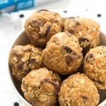 No-Bake Snickers Granola Bites Recipe - So much easier than granola bars! The perfect healthier snack or on-the-go treat made with old-fashioned oats, peanut butter, and honey as the base. Made without flour and white sugar!