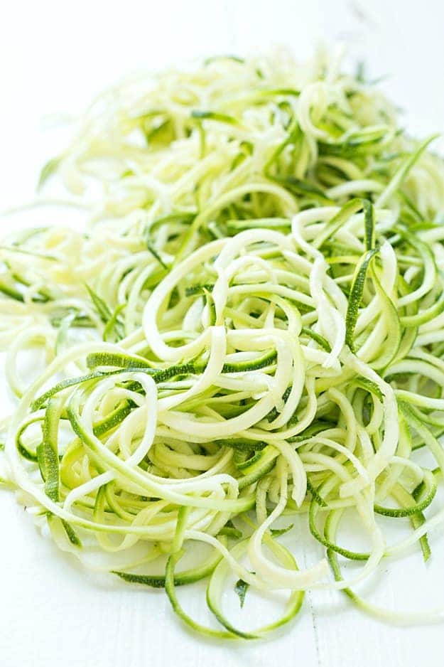 Simple Caprese Zucchini Summer "Pasta" Salad - This Caprese pasta salad couldn't be any easier! The perfect summer salad and great as an appetizer or a side salad. Take it to your next potluck or BBQ and wow your guests! Low carb and keto-friendly!